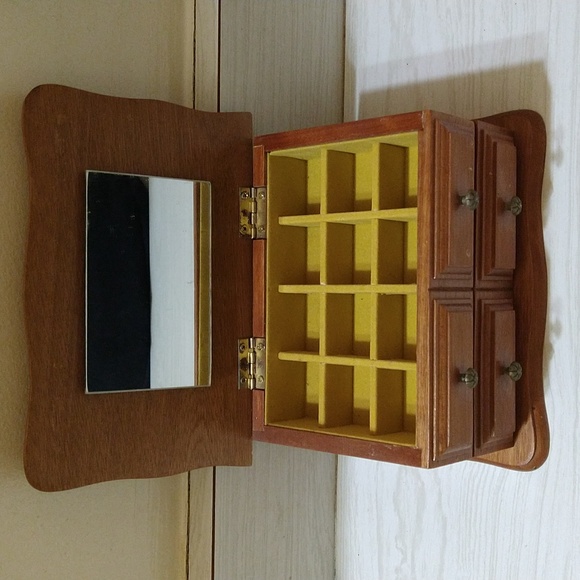 Vintage Wooden Ring/Earring Jewelry Box - Picture 2 of 11